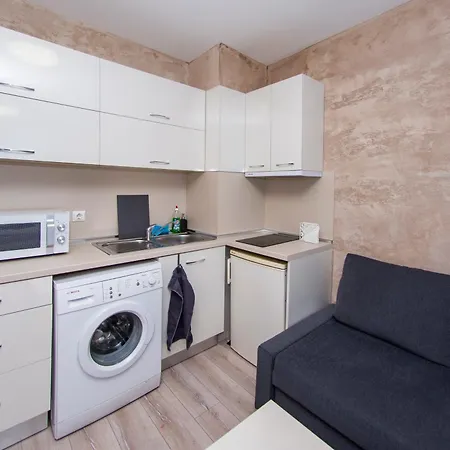 Savana Place & Private Parking София