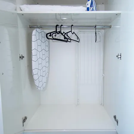 Savana Place & Private Parking