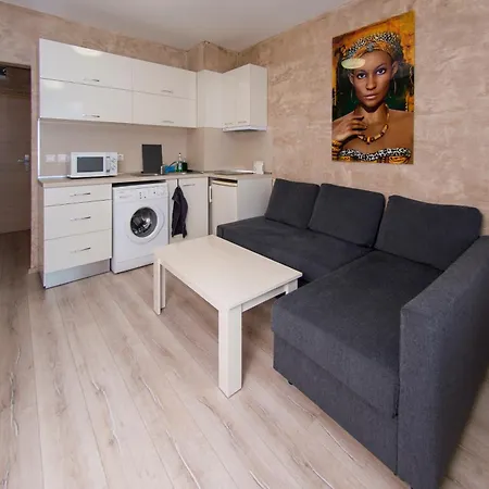 Savana Place & Private Parking Apartment